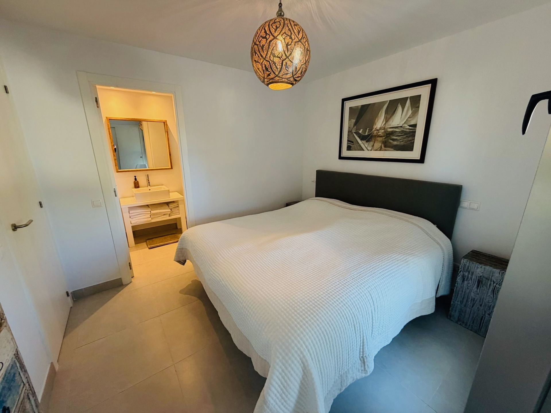 Resa Estates Ibiza Cala Tarida sea views apartment te koop bedroom .jpeg